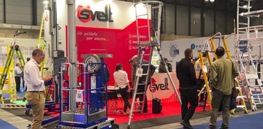 Matelec | Svelt gana el premio a la Innovación con la escalera Fly fibra