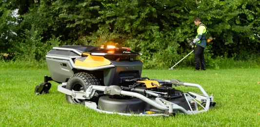 APX Pro, el nuevo robot profesional de Stiga con capacidad ilimitada