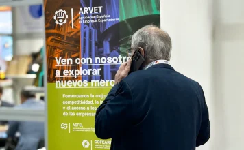 Éxito del curso «IA aplicada a la empresa», organizado por Arvet y Cofearfe