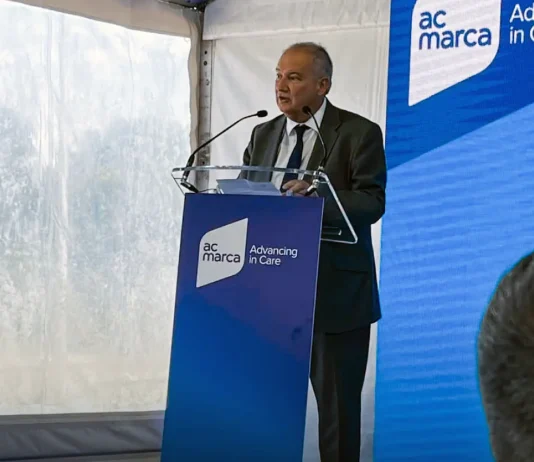 Jordi Hereu inaugura el nuevo centro de I+D de AC Marca