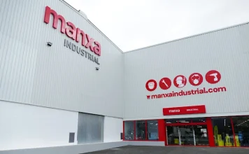 La primera feria de Manxa Industrial reúne a 20 fabricantes de referencia