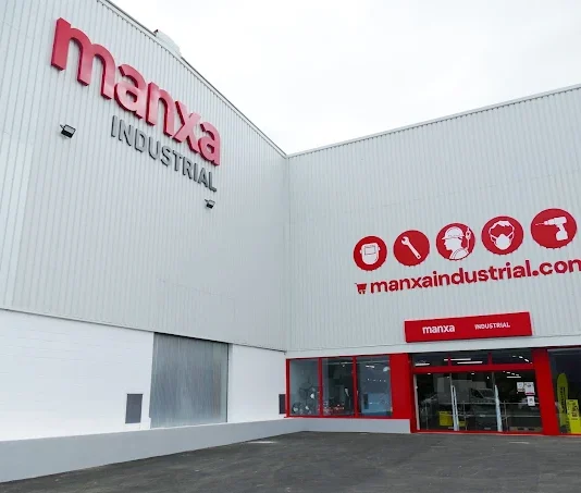 La primera feria de Manxa Industrial reúne a 20 fabricantes de referencia